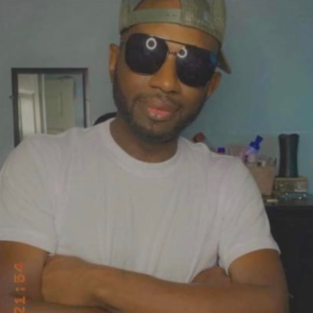 Meet your Posher, Derrin